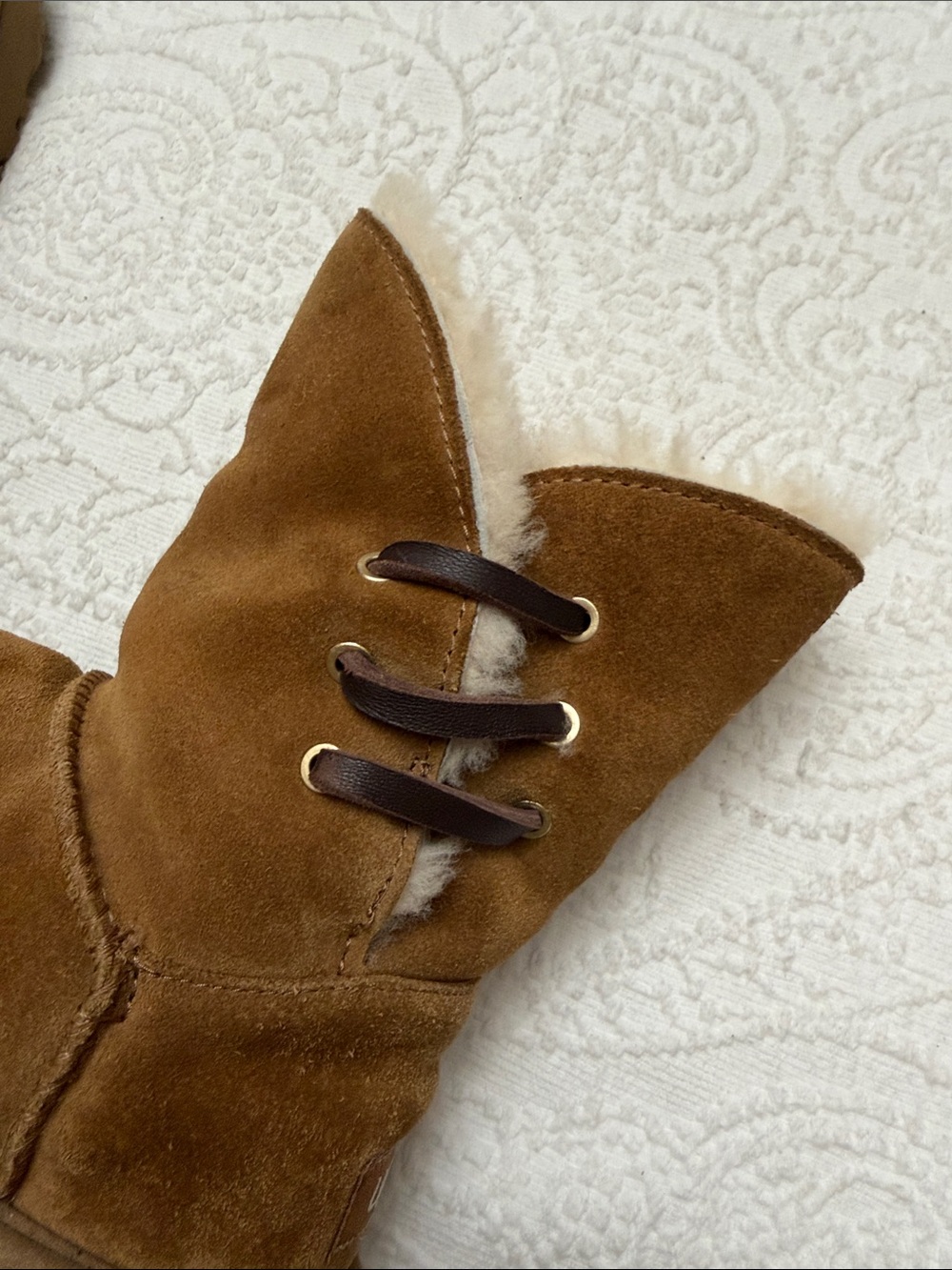 UGG Classic Short Brown Winter Boots US 5 - Picture 7 of 9